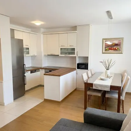 Znjan Park And Apartman Split
